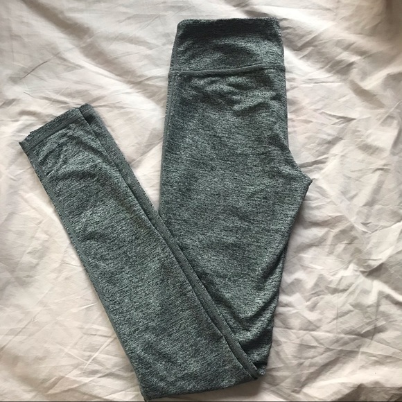 💜TNA Gray Leggings💜 - Picture 1 of 3